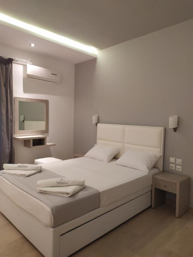 Paraktio Hotel 2*